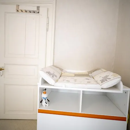 Victoria - Nairs, Appartement
